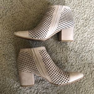 Lucky Brand Ankle Boot